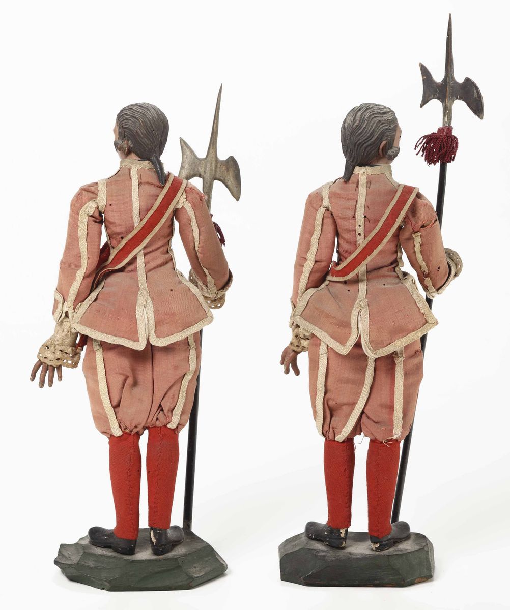 Coppia di Fugure da Presepe Raffiguranti Armigeri, Manifattura Genovese, XVIII Secolo