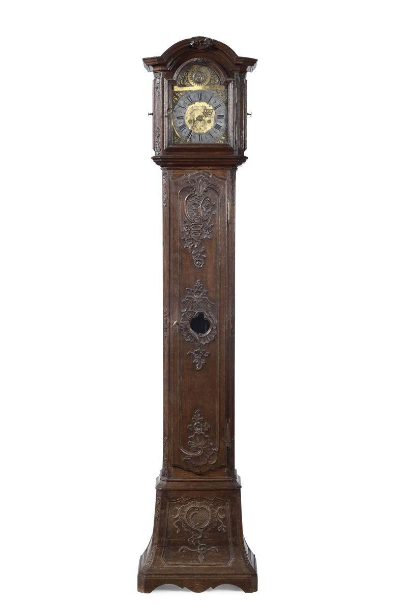 Pendola da terra con cassa in legno intagliato, XIX secolo  - Asta Pendole e orologi  - Cambi Casa d'Aste