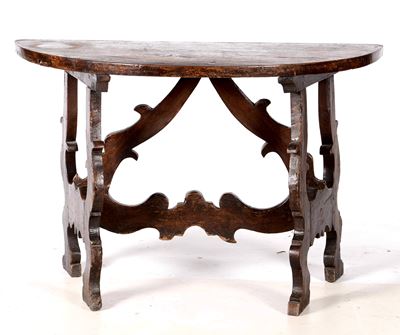 Console con montanti a lira, XVIII secolo, legno intagliato