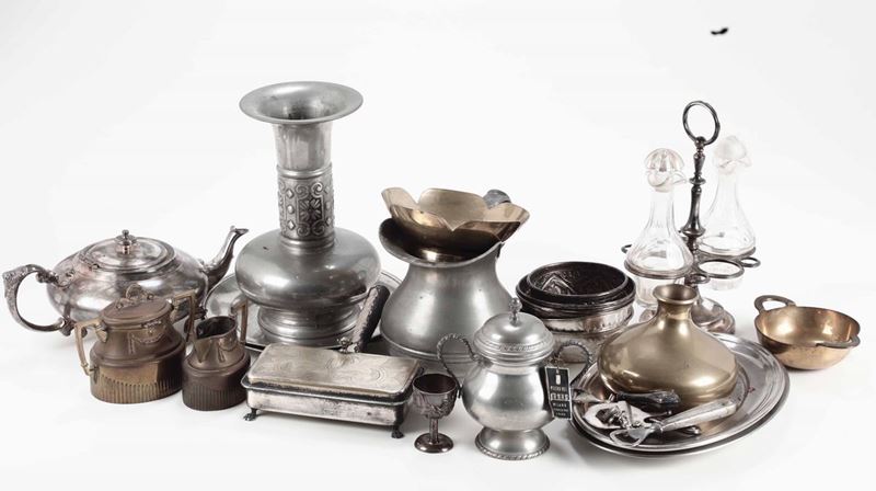 Lotto oggetti in peltro e metallo argentato  - Auction Antiques | Time Auction - Cambi Casa d'Aste