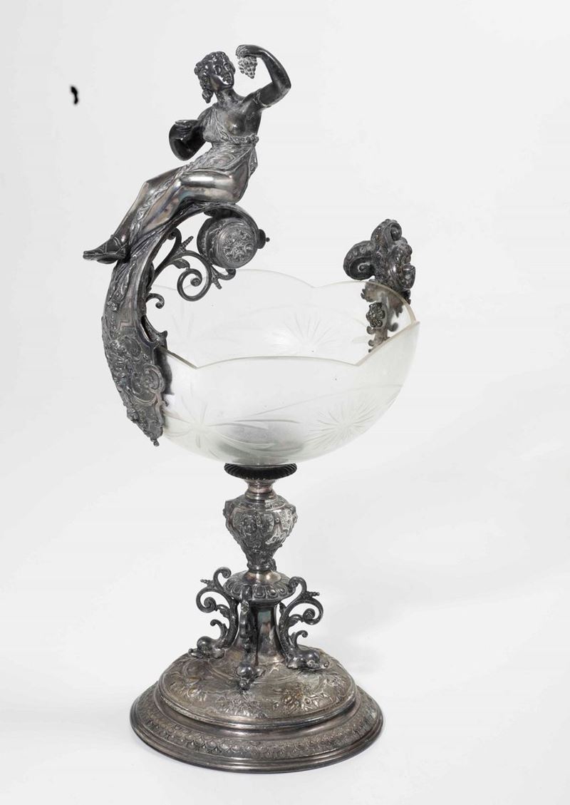 Centrotavola in metallo e vetro con figura femminile sulla sommità, XX secolo  - Auction Silvers and Object de Vertu - Cambi Casa d'Aste