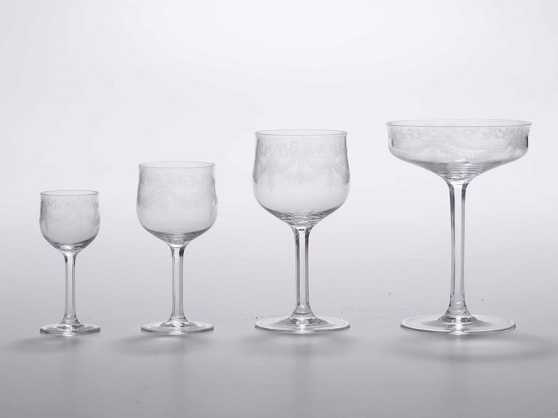 Servizio di bicchieri in vetro  - Asta Antiquariato Settembre | Asta a Tempo - Cambi Casa d'Aste