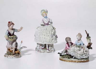 Tre Figurine Italia e Germania, Prima Metà del XX Secolo
