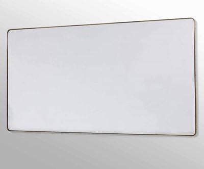 Grande Specchiera con Struttura in Legno, Cornice in Ottone e Vetro Specchiato Sagomato.