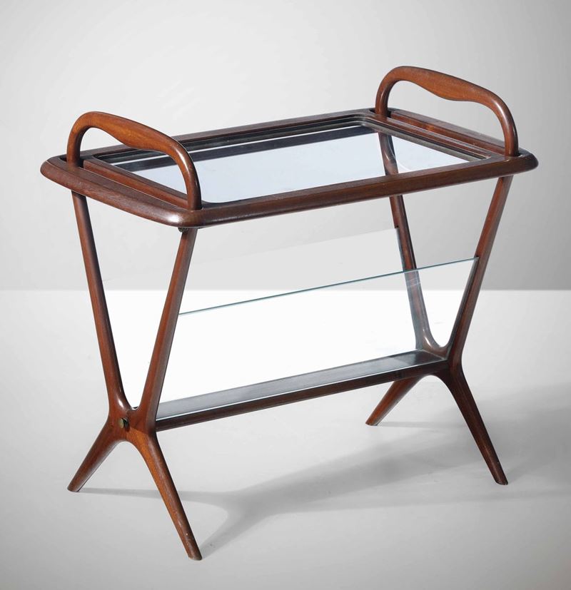 Tavolino portariviste con struttura in legno e piano in vetro.  - Auction Design Lab - Cambi Casa d'Aste
