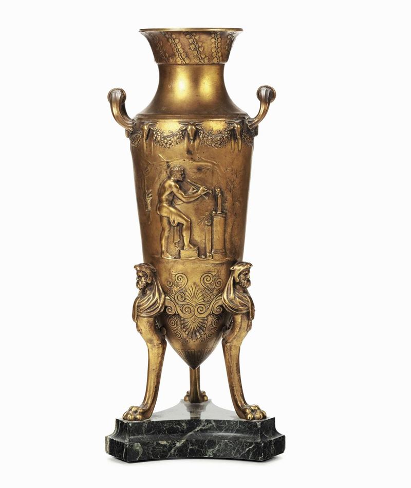 Vaso ad anfora greca in bronzo dorato, Ferdinand Barbedienne (1810 - 1892), Francia, 1800 circa  - Asta Importanti Opere e Arredi - Cambi Casa d'Aste