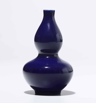 Vaso a Doppia Zucca in Porcellana Monocroma Blu, Cina, Dinastia Qing, XIX Secolo