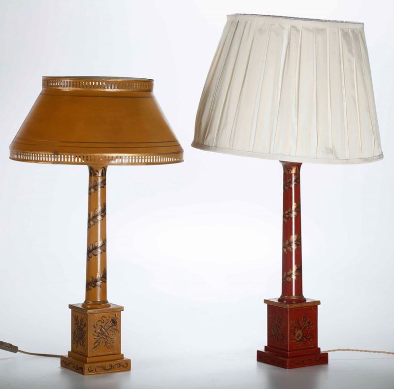 Coppia di lampade da tavolo a colonna in metallo dipinto  - Asta Antiquariato | Cambi Time - Cambi Casa d'Aste