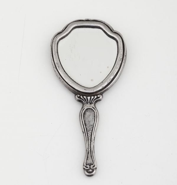 Modellino di specchio da toeletta in argento. Italia XX secolo