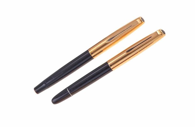 Due penne tappo dorato  - Auction Luxury Vintage and Collector's Pens - Cambi Casa d'Aste