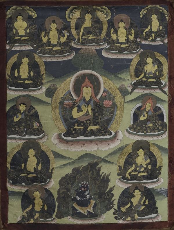 Thangka in seta con figura di Lama centrale e altre divinità, Tibet, XX secolo