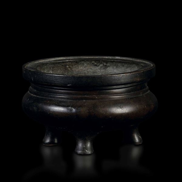 Incensiere tripode in bronzo, Cina, Dinastia Ming, XV-XVI secolo