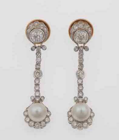 Orecchini pendenti con perle naturali, non testate, e diamanti di vecchio taglio  - Auction Fine Jewels - Cambi Casa d'Aste