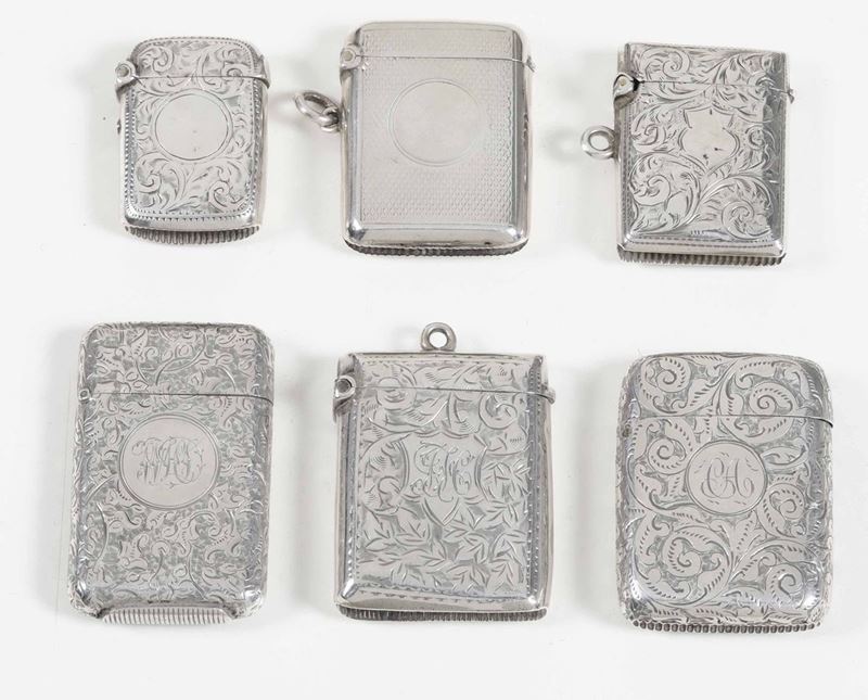 Sei portafiammiferi in argento cesellato. Inghilterra XX secolo  - Auction Silvers and Object de Vertu - Cambi Casa d'Aste