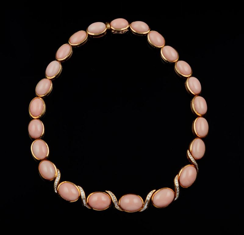Collana con corallo rosa e diamanti  - Asta Fine Coral Jewels - II - Cambi Casa d'Aste