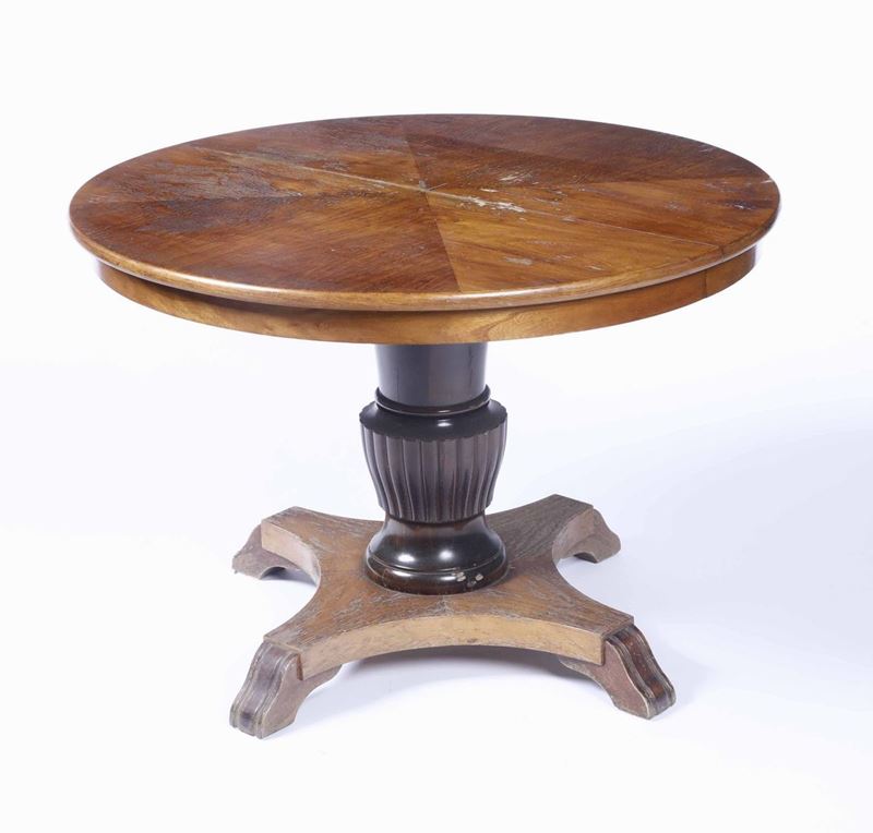 Tavolo da centro con piano circolare, XIX-XX secolo  - Auction Timed Auction | Fine Art October - Cambi Casa d'Aste