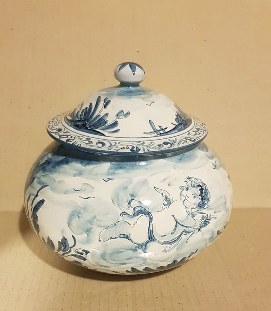 Lotto Misto di Maioliche e Porcellane. XX Secolo