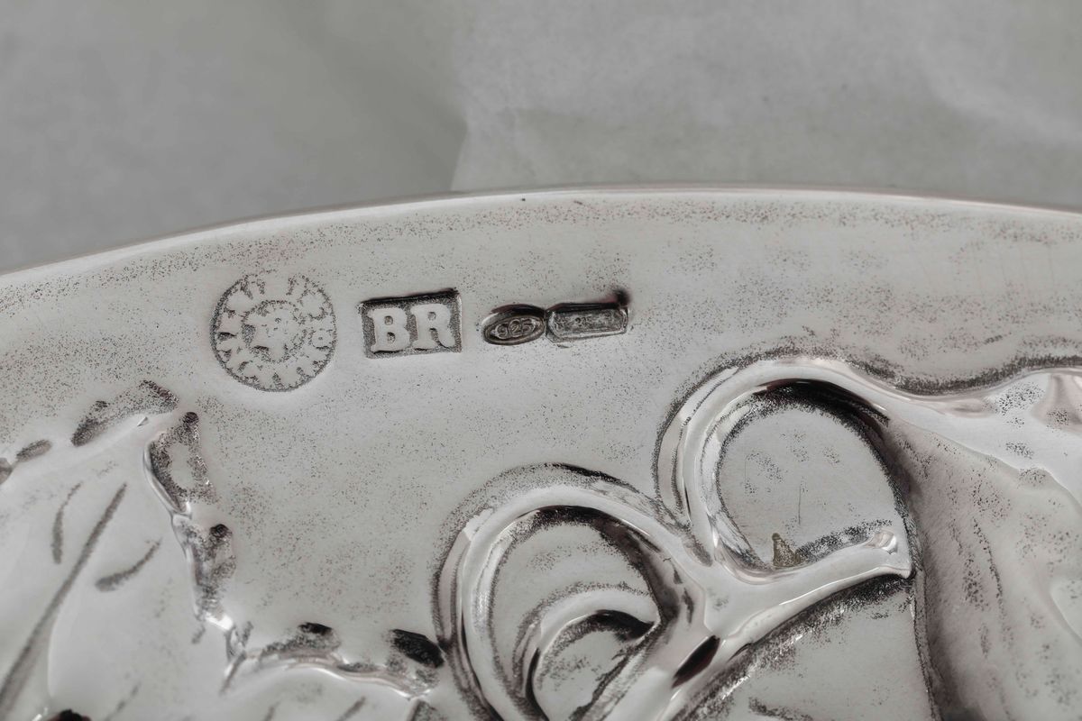 Dodici Sottopiatti in Argento 925. Argenteria Artistica Italiana del XX Secolo. Argentiere Brandi...