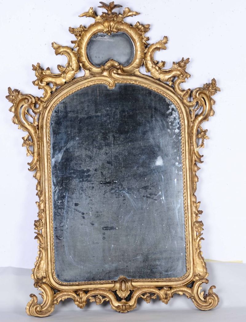 Grande specchiera Luigi XV in legno intagliato e dorato, XVIII secolo  - Auction Fine Art September | Timed Auction - Cambi Casa d'Aste