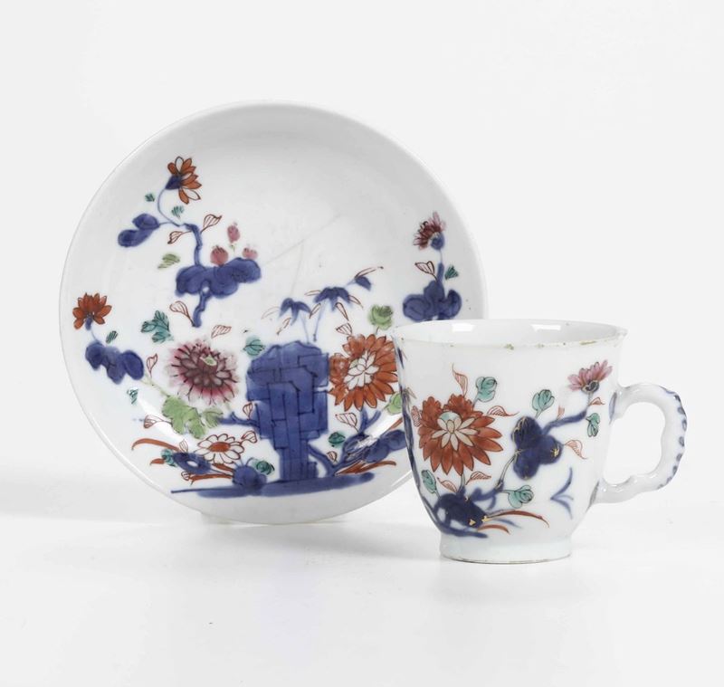 Tazza con piattino Probabilmente Doccia, manifattura Ginori, 1770 circa  - Auction Ceramics | Cambi Time - Cambi Casa d'Aste
