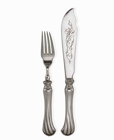 Servizio di 12 Posate da Pesce in Argento Composto da 6 Forchette e 6 Coltelli. Bolli di Carl Bol...
