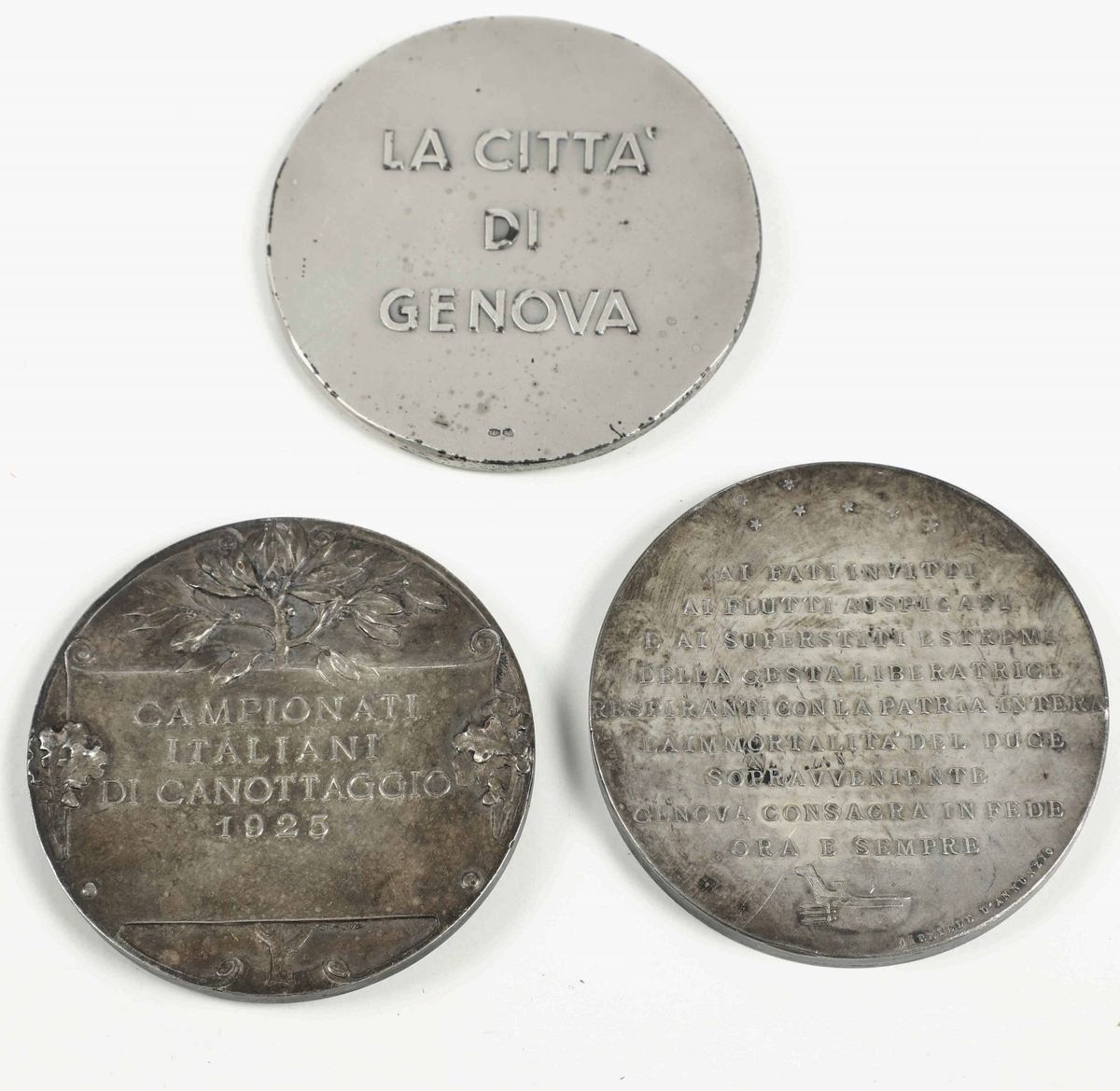Tre Medaglie in Argento. Coniatore Italiano del XX Secolo