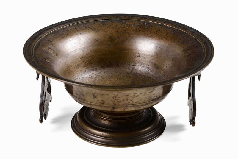 A bronze basin, 1700s  - Auction Sculpture and Works of Art - Cambi Casa d'Aste