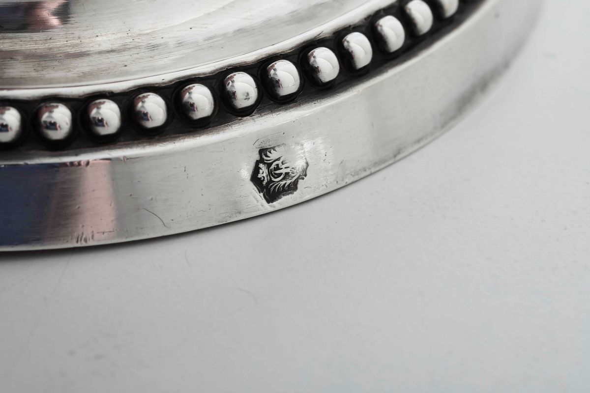 Coppia di Candelieri in Argento Sbalzato e Cesellato. Torino Fine del XVIII Secolo. Saggiatore Gi...