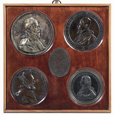 Quattro Medaglie in Bronzo, di Cui Due Raffiguranti Urbano VIII, le Altre Due Alessandro VII e il...