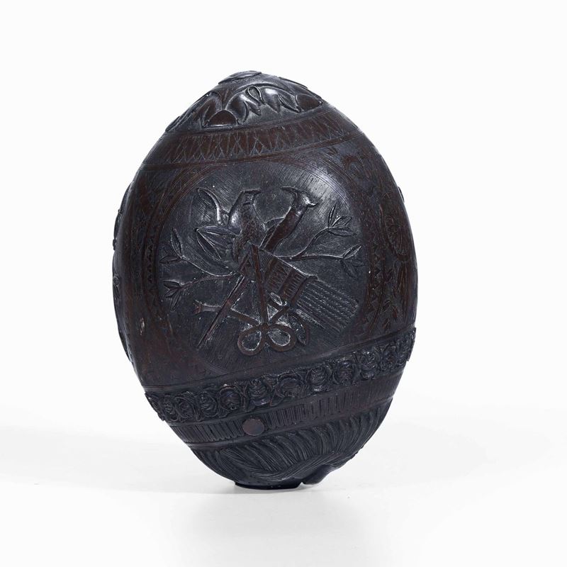 Noce di cocco incisa, Francia o colonie francesi, XIX secolo  - Asta La villa di campagna di Leonardo Botta - II - Cambi Casa d'Aste