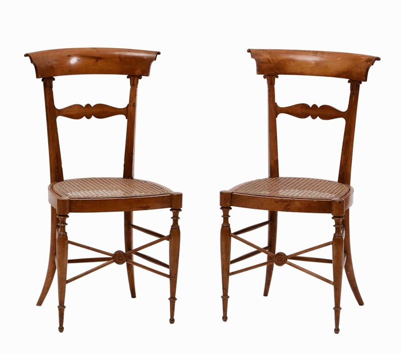 Coppia di sedie in ciliegio Carlo X, XIX secolo  - Asta La villa di campagna di Leonardo Botta - II - Cambi Casa d'Aste