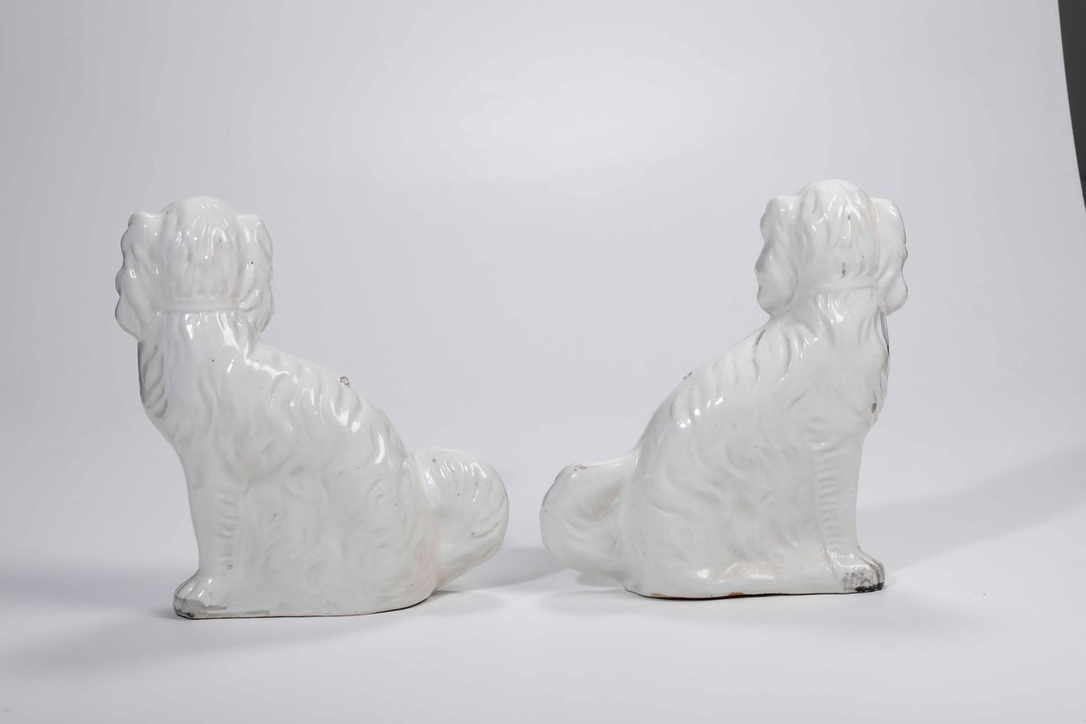 Coppia di Figure di Cani Inghilterra, Probabilmente Staffordschire, Metà del XX Secolo