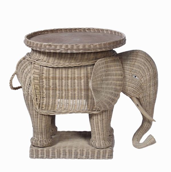 Elefante portavassoio in vimini, XX secolo