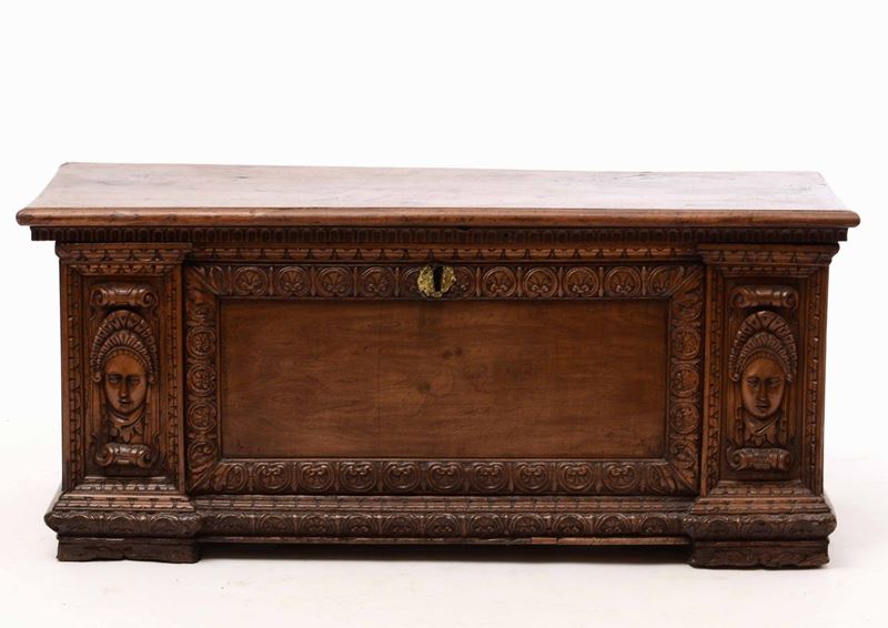 Cassapanca in legno intagliato, XVIII secolo  - Auction Antiques | Time Auction - Cambi Casa d'Aste