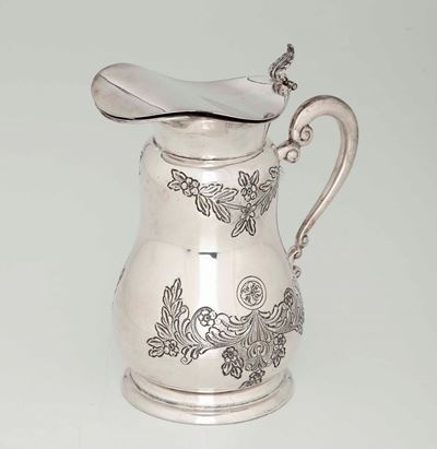 Thermos in Argento con Versatoio, XX Secolo