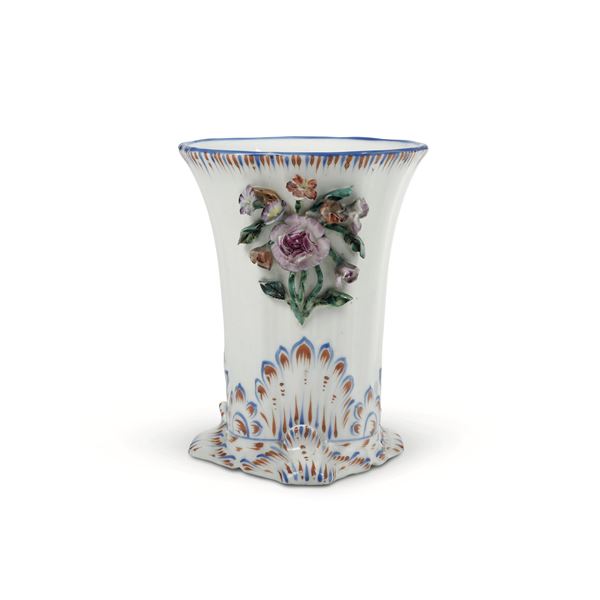 A porcelain vase, Kyiv, 1838-61