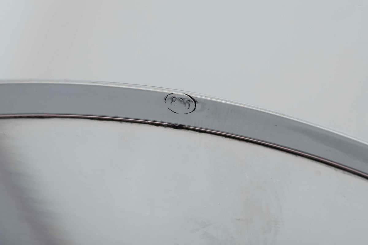 Piatto in Argento con Bordo Liscio. Argenteria Italiana del XX Secolo