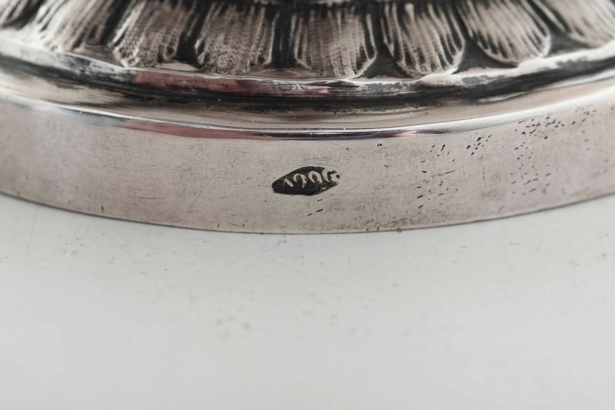 Tazza da Puerpera in Argento Fuso, Sbalzato e Cesellato. Angelo Giannotti, Roma XIX Secolo