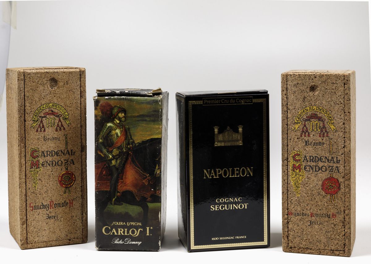 Sancez Romate, Cardenal Mendoza Seguinot, Cognac Napoleon Pedro Domecq, Carlos i Solera Especial ...