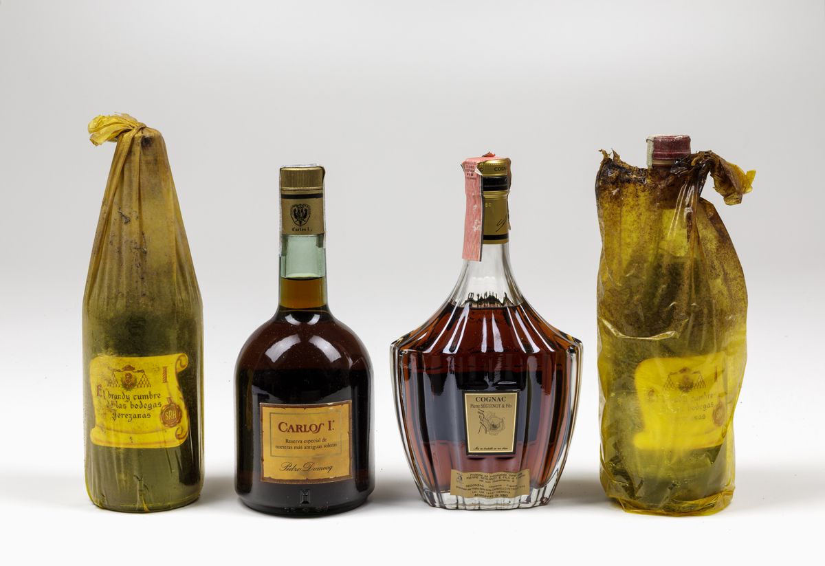 Sancez Romate, Cardenal Mendoza Seguinot, Cognac Napoleon Pedro Domecq, Carlos i Solera Especial ...