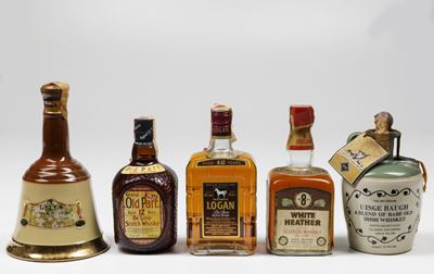 Bell's, Scotch Whisky The Celebration White Heather, Scotch Whisky 8 Years Logan, Scotch Whisky 1...