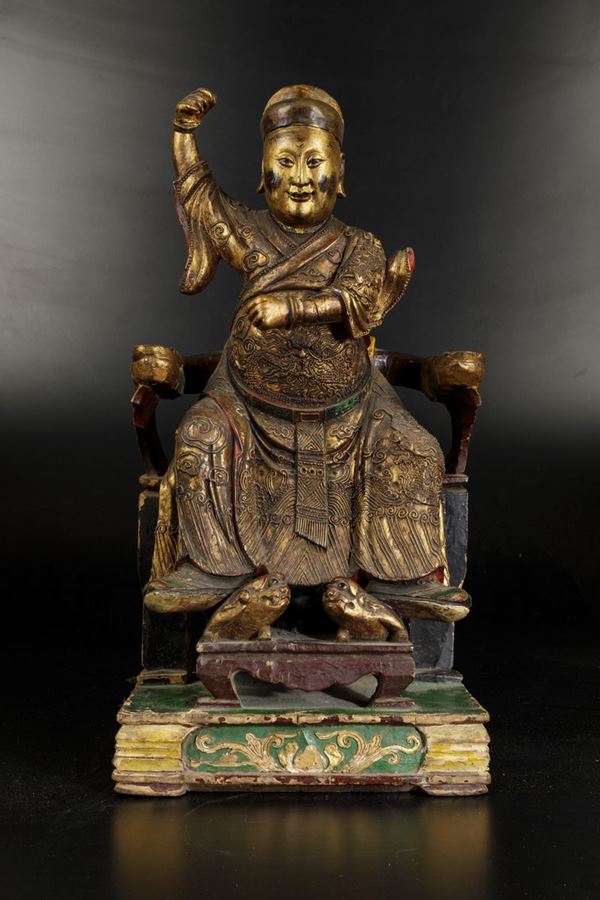 Figura di guardiano seduto in legno laccato, Cina, Dinastia Qing, epoca Qianlong (1736-1796)