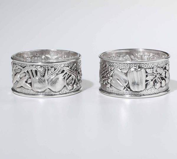 Coppia di ciotoline in argento e vetro. Argenteria milanese del XX secolo. Argentiere Messulam