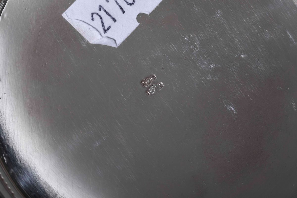 Lotto Composto da Vassoio Quadrato, Zzuccheriera e Lattiera. Argenteria Milanese del XX Secolo
