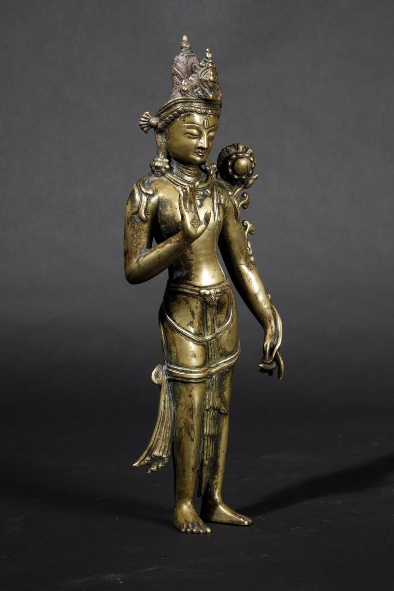 Figura di Padmapani Stante in Bronzo, Nepal, XVI-XVII Secolo