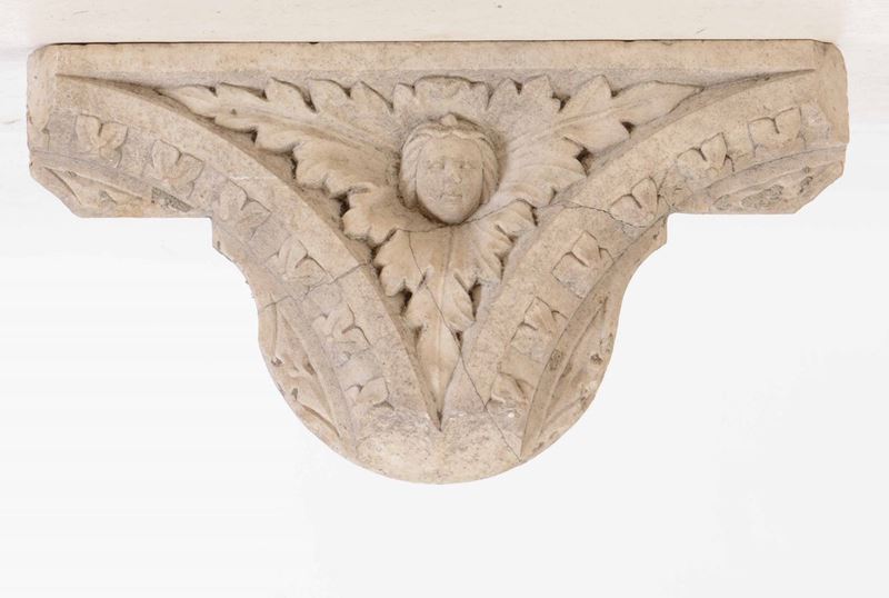 Fregio architettonico. Marmo bianco. Scultore neogotico del XIX secolo  - Auction Timed Auction | Sculpture - Cambi Casa d'Aste