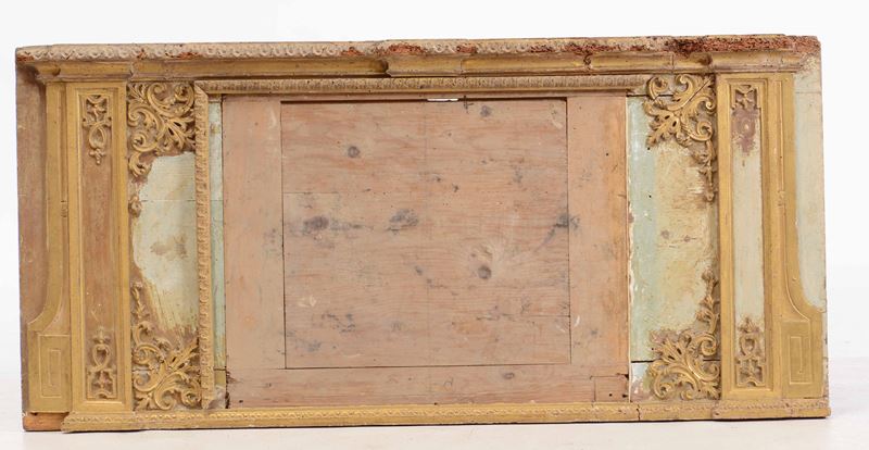 Caminiera in legno intagliato, laccato e dorato, XVIII-XIX secolo  - Auction Antique February - Cambi Casa d'Aste