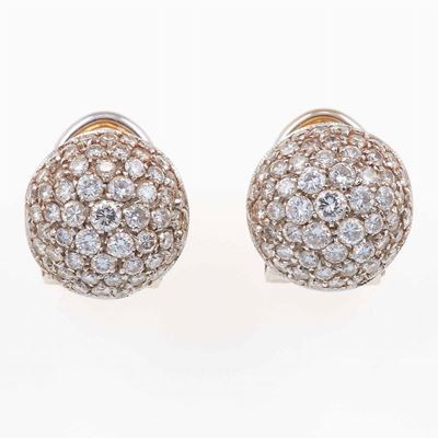 Orecchini con Pavé di Diamanti