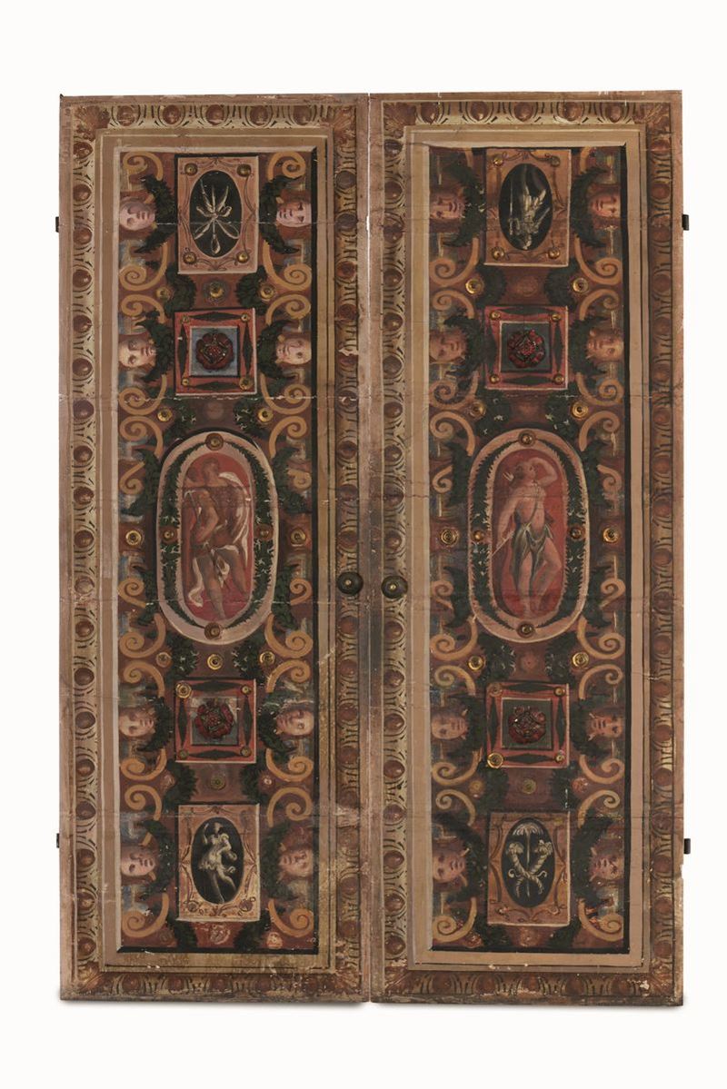 Porta a due ante Legno modanato e dipinto Italia centrale XVIII secolo  - Asta Importanti Opere e Arredi - Cambi Casa d'Aste