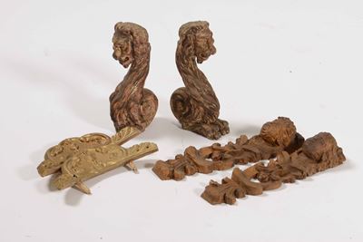 Sei Fregi in Legno Differenti